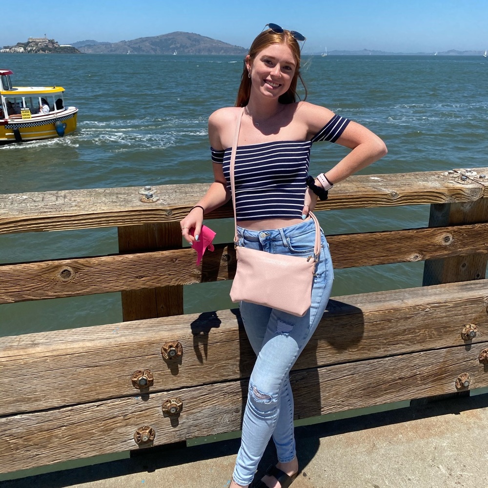 Meet your Posher, Carley